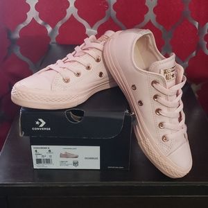 Leather Converse *All Stars*